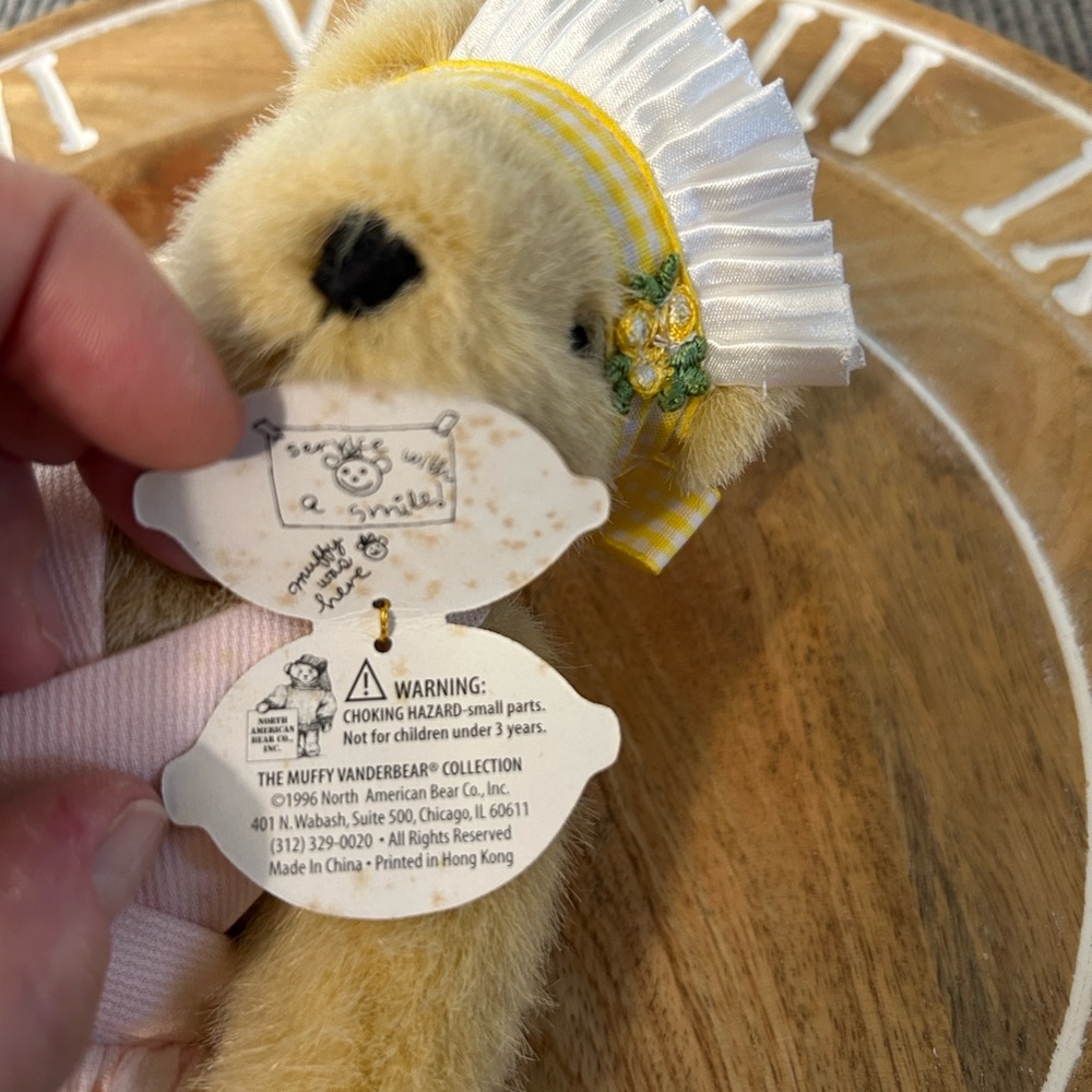 Muffy VanderBear lemonade stand Teddy bear with original tags lemon pockets 1996 - Picture 9 of 12